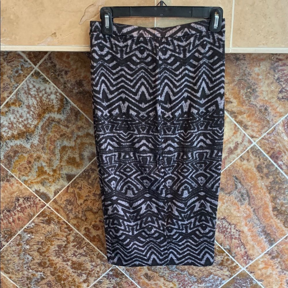 Matty M Jersey Pencil Skirt Geometric Print Lined Black & Gray XS NWT - Picture 8 of 8